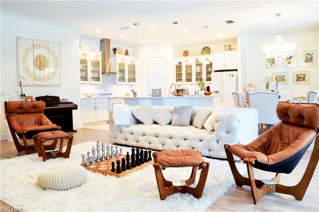 4403 Tamarind Way Naples, FL 34119 - Photo 3 of 13 Gallery Image 3