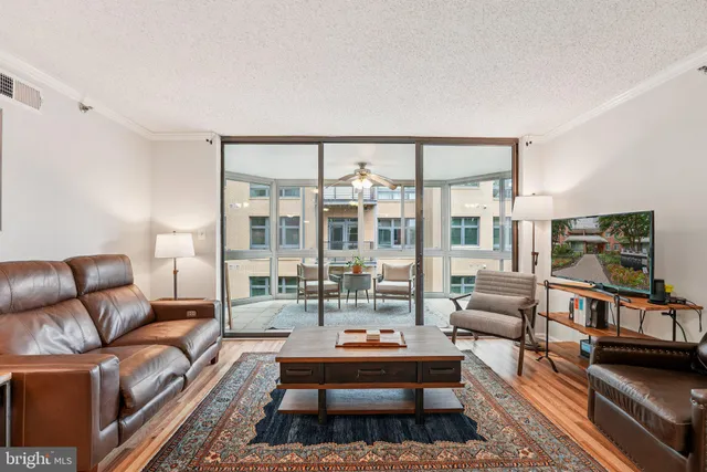 $560,000 | 1024 North Utah Street, Unit 524, Arlington, VA 22201
