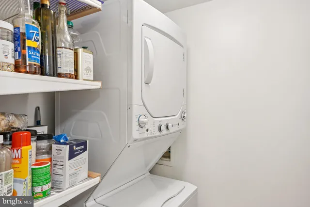 $560,000 | 1024 North Utah Street, Unit 524, Arlington, VA 22201