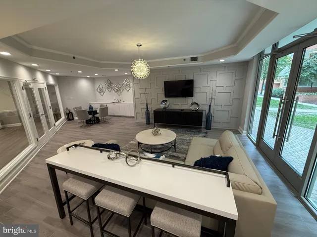 $560,000 | 1024 North Utah Street, Unit 524, Arlington, VA 22201