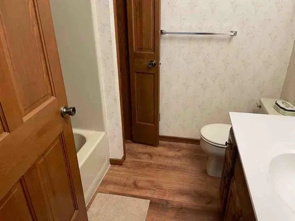 $3,850 | 7620 Westchester Drive, Middleton, WI 53562