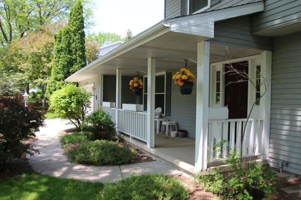 $3,850 | 7620 Westchester Drive, Middleton, WI 53562