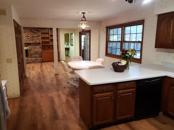 $3,850 | 7620 Westchester Drive, Middleton, WI 53562