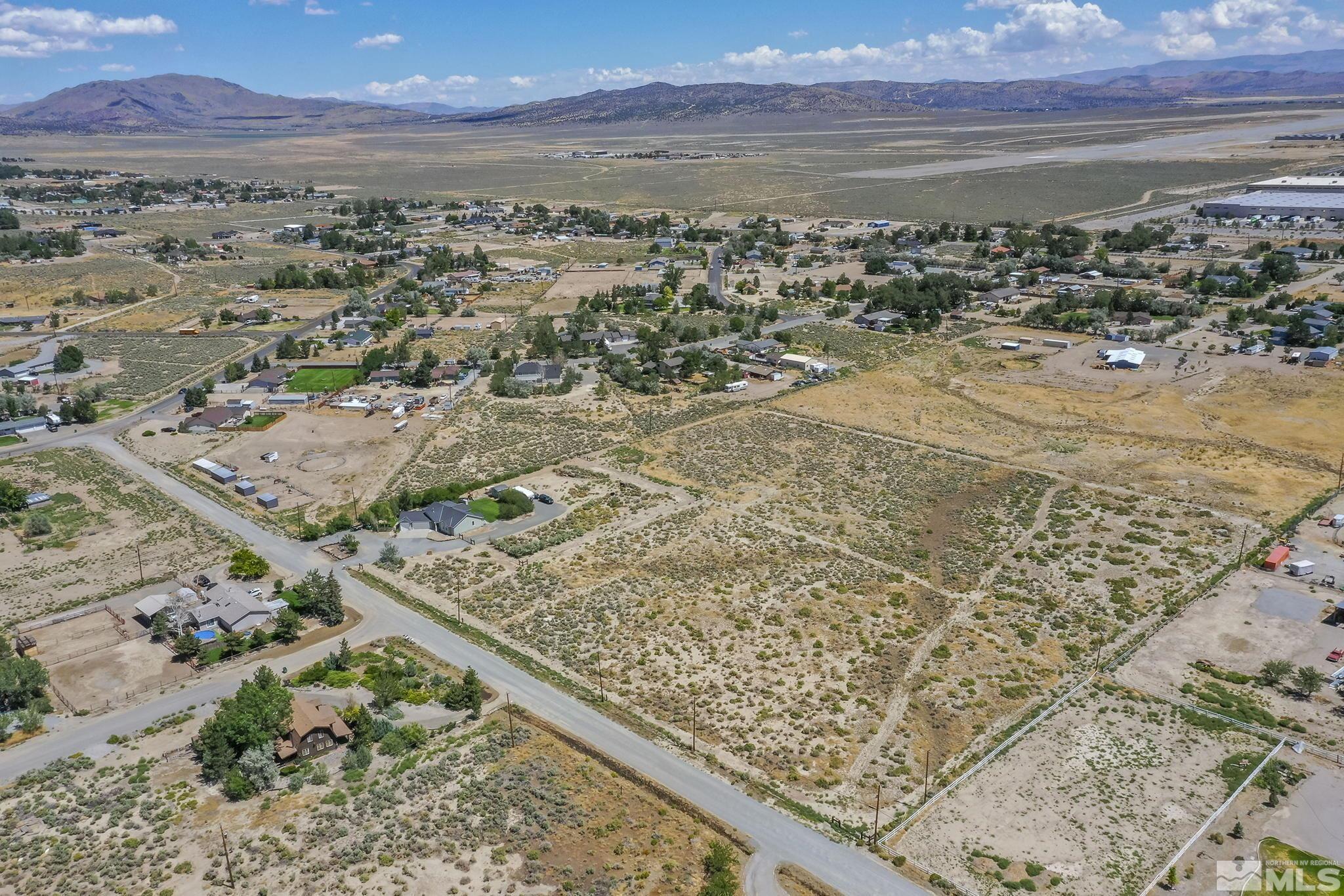 11090 Wagon Ho Lane Reno, NV 89508 - Photo 29 of 33 a view of city and ocean