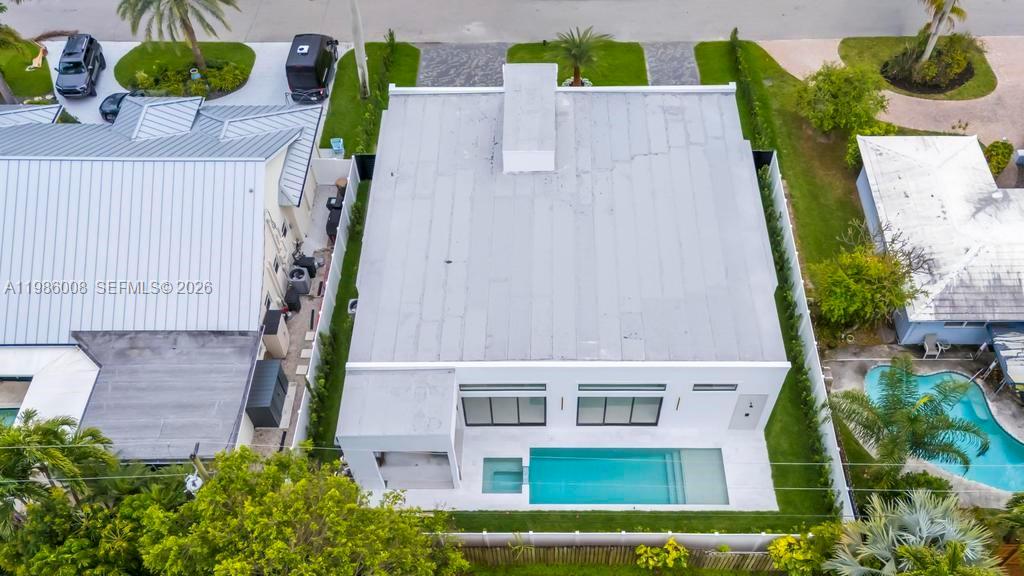 2755 Northeast 31st Court Lighthouse Point, FL 33064 - Photo 17 of 24 an aerial view of multiple house