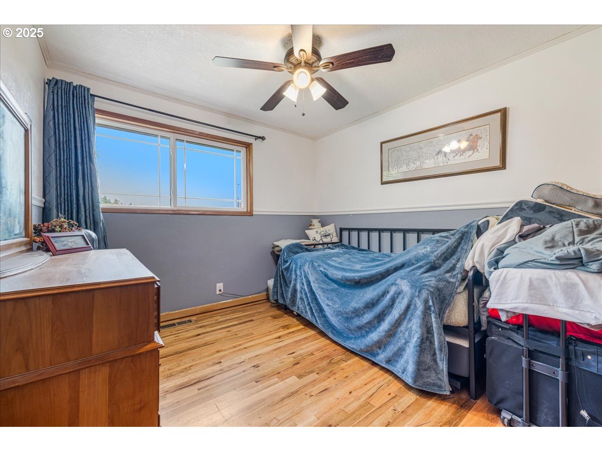 2398 Cole Road South Salem, OR 97306 - Photo 16 of 38