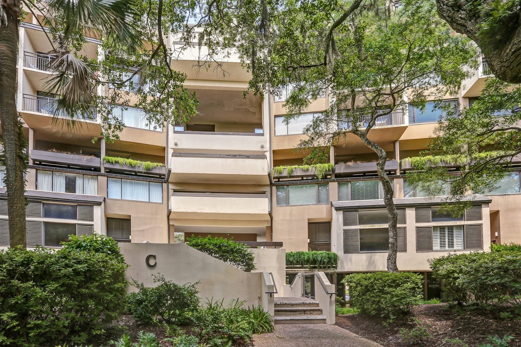 1165 Beach Walker Road, Unit 1165 Fernandina Beach, FL 32034 - Photo 33 of 45 front view of a building