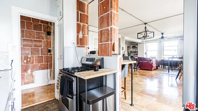 $498,900 | 455 East Ocean Boulevard, Unit 502, Long Beach, CA 90802