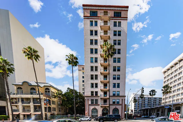 $498,900 | 455 East Ocean Boulevard, Unit 502, Long Beach, CA 90802