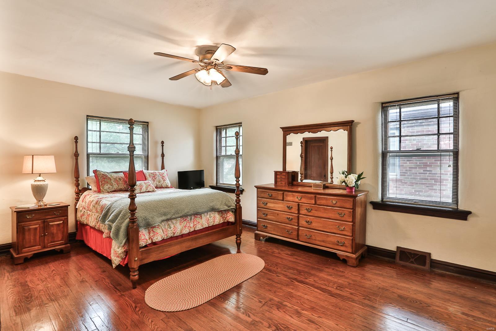 3941 Roland Boulevard St. Louis, MO 63121 - Photo 14 of 30