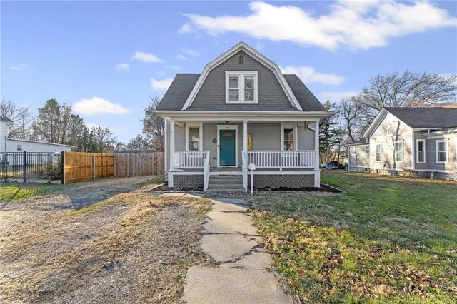$239,500 | 436 South Ash Street, Ottawa, KS 66067