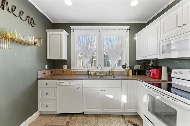 $239,500 | 436 South Ash Street, Ottawa, KS 66067