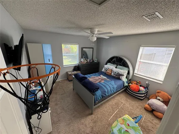 $3,900 | 16713 Sheffield Park Drive, Lutz, FL 33549