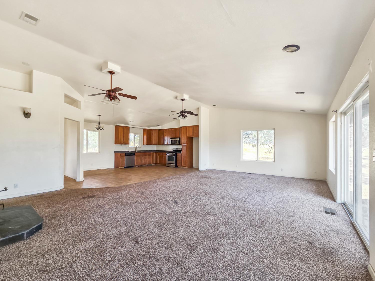 4745 Bear Valley Road Mariposa, CA 95338 - Photo 4 of 17 Gallery Image 4