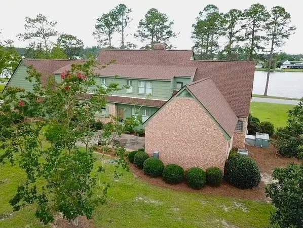 $549,000 | 220 Lake Shore Drive, Alma, GA 31510