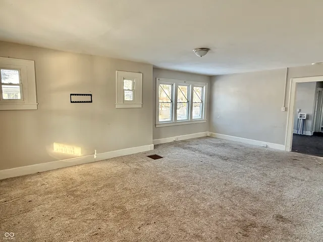 $59,900 | 1702 Arrow Avenue, Anderson, IN 46016