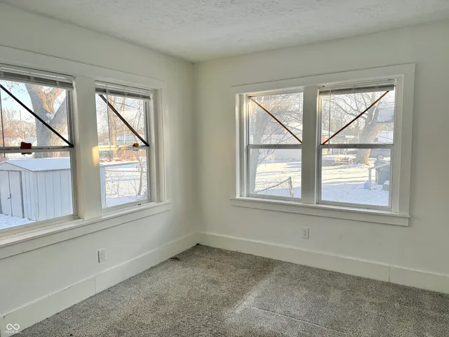 $59,900 | 1702 Arrow Avenue, Anderson, IN 46016