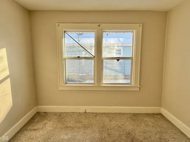 $59,900 | 1702 Arrow Avenue, Anderson, IN 46016