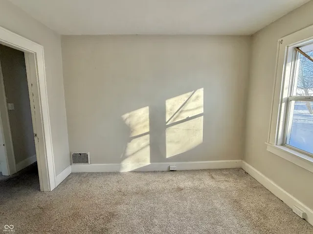 $59,900 | 1702 Arrow Avenue, Anderson, IN 46016