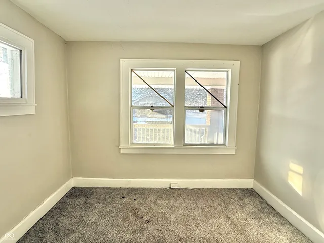 $59,900 | 1702 Arrow Avenue, Anderson, IN 46016