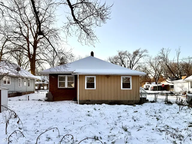 $59,900 | 1702 Arrow Avenue, Anderson, IN 46016