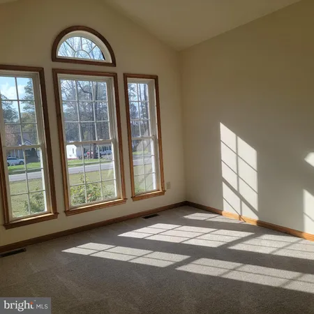 $1,950 | 73 Lake Caroline Drive, Ruther Glen, VA 22546