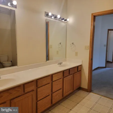 $1,950 | 73 Lake Caroline Drive, Ruther Glen, VA 22546