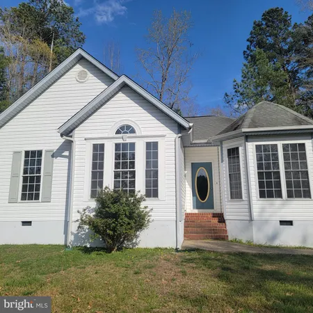 $1,950 | 73 Lake Caroline Drive, Ruther Glen, VA 22546