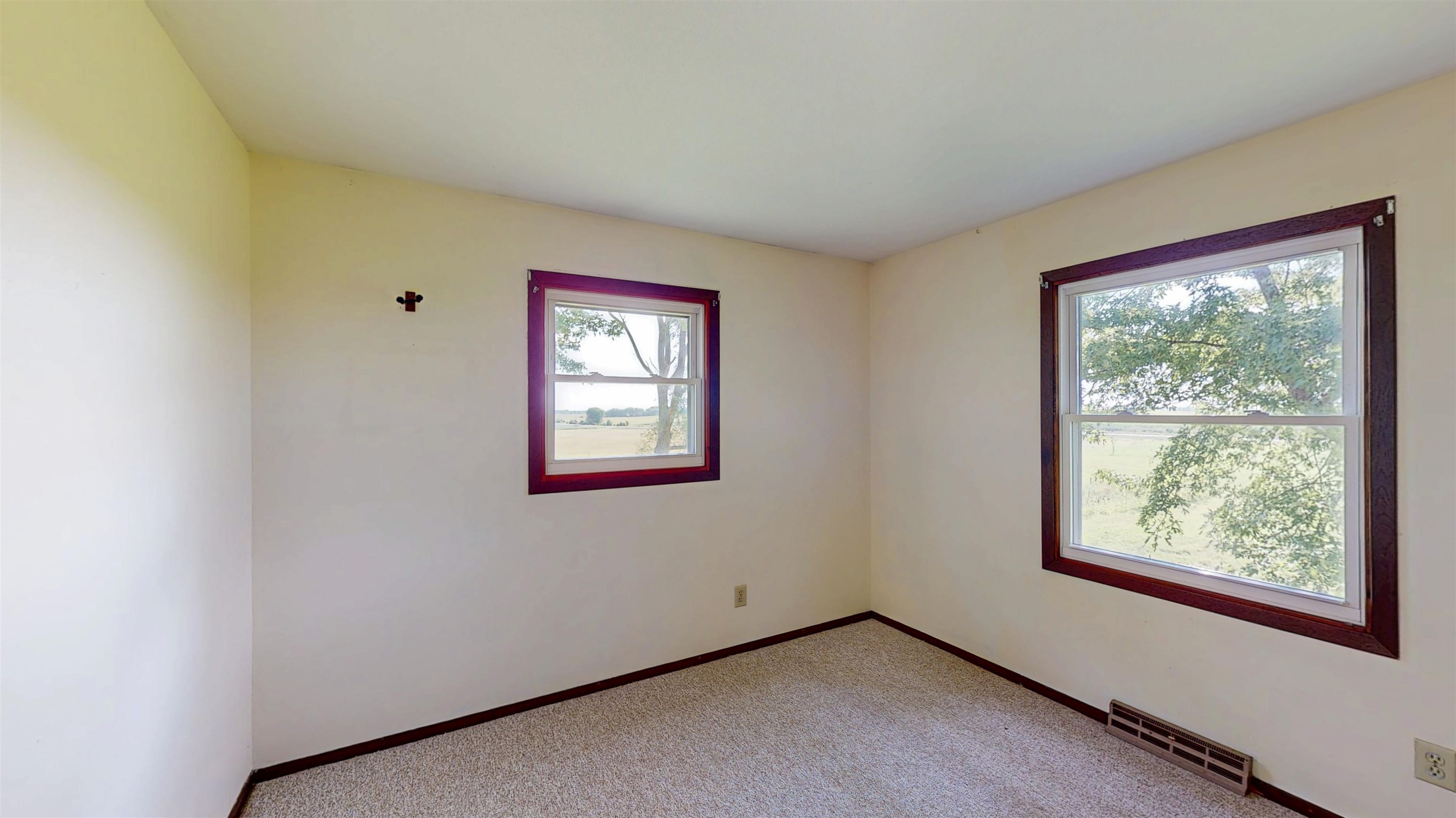 N9592 Yew Road Beaver Dam, WI 53916 - Photo 32 of 40 Gallery Image 32