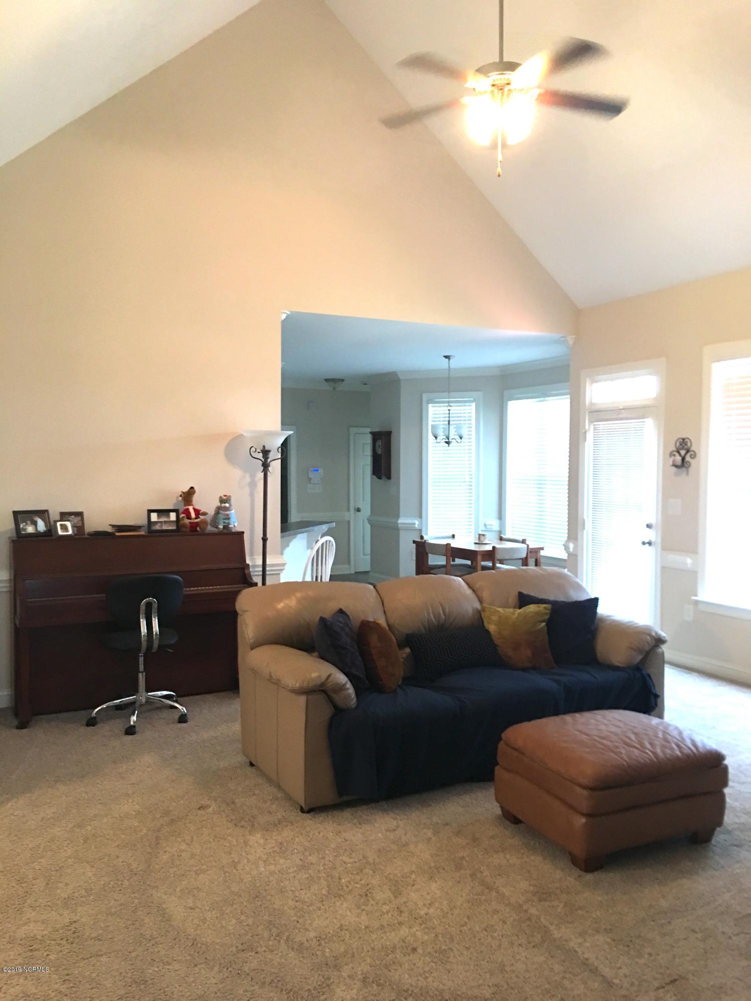 5953 Countryside Road Wilson, NC 27896 - Photo 12 of 39 GREAT ROOM