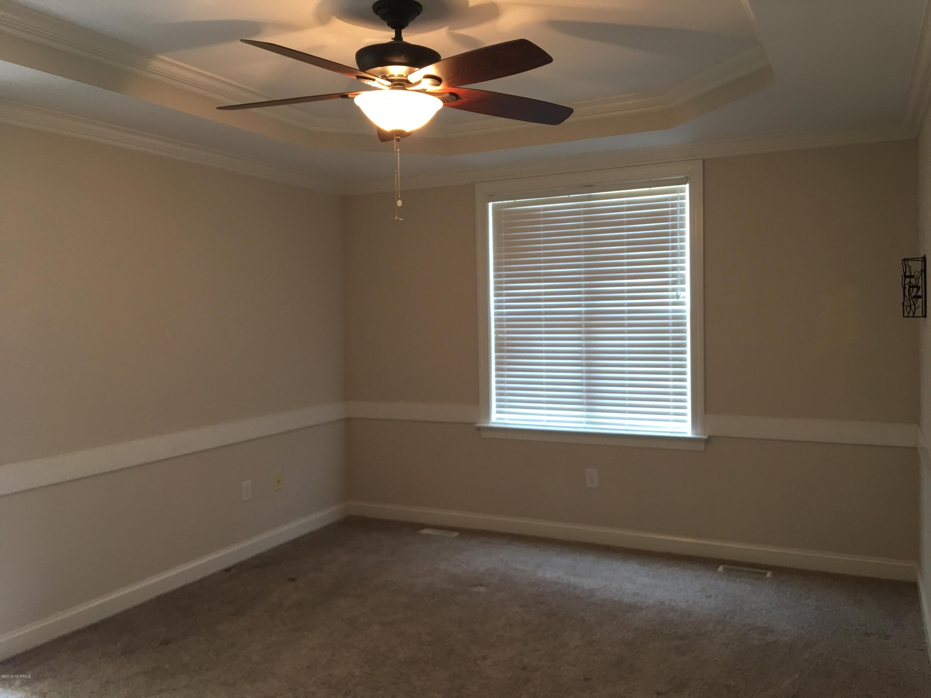 5953 Countryside Road Wilson, NC 27896 - Photo 22 of 39 MASTER BEDROOM