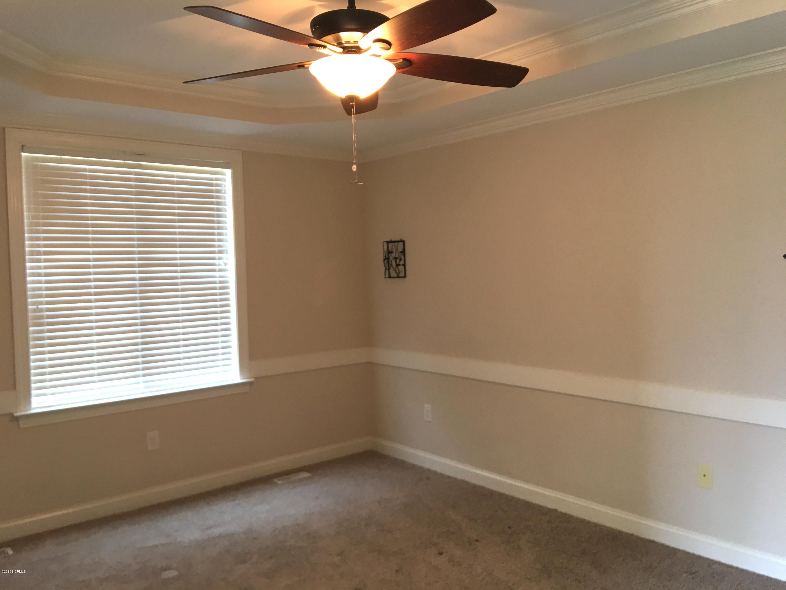 5953 Countryside Road Wilson, NC 27896 - Photo 23 of 39 MASTER BEDROOM