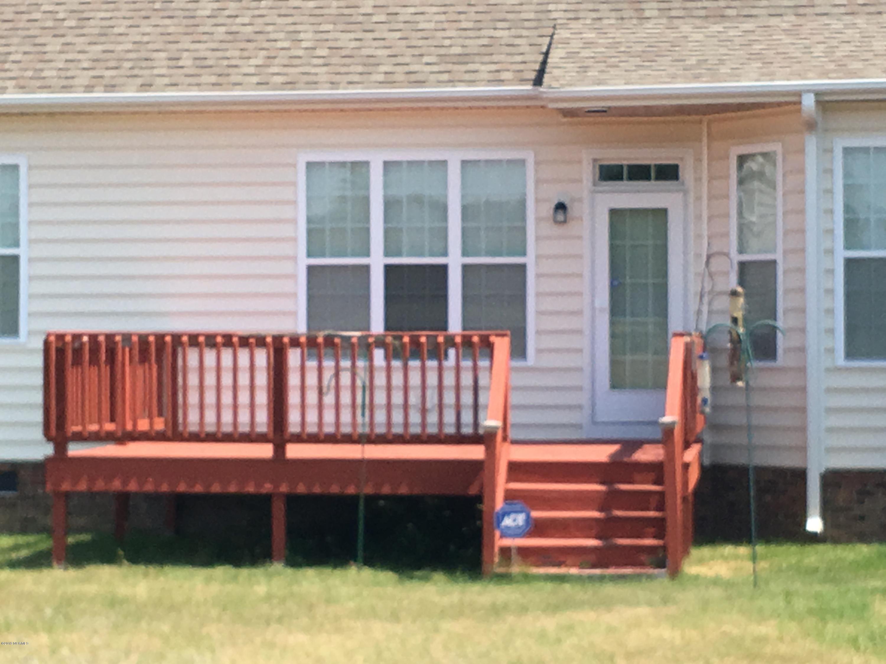 5953 Countryside Road Wilson, NC 27896 - Photo 35 of 39 BACK DECK