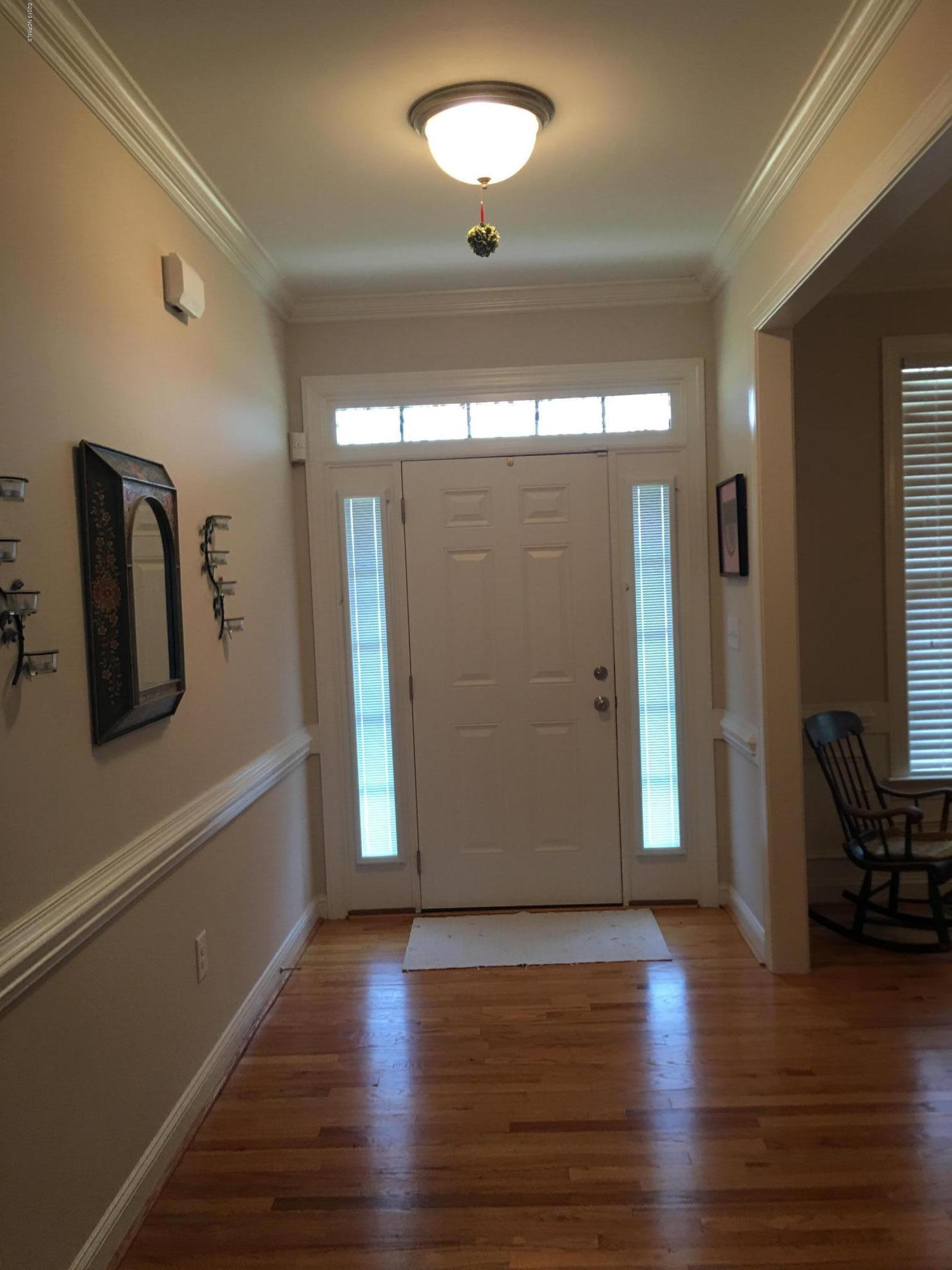 5953 Countryside Road Wilson, NC 27896 - Photo 6 of 39 FOYER