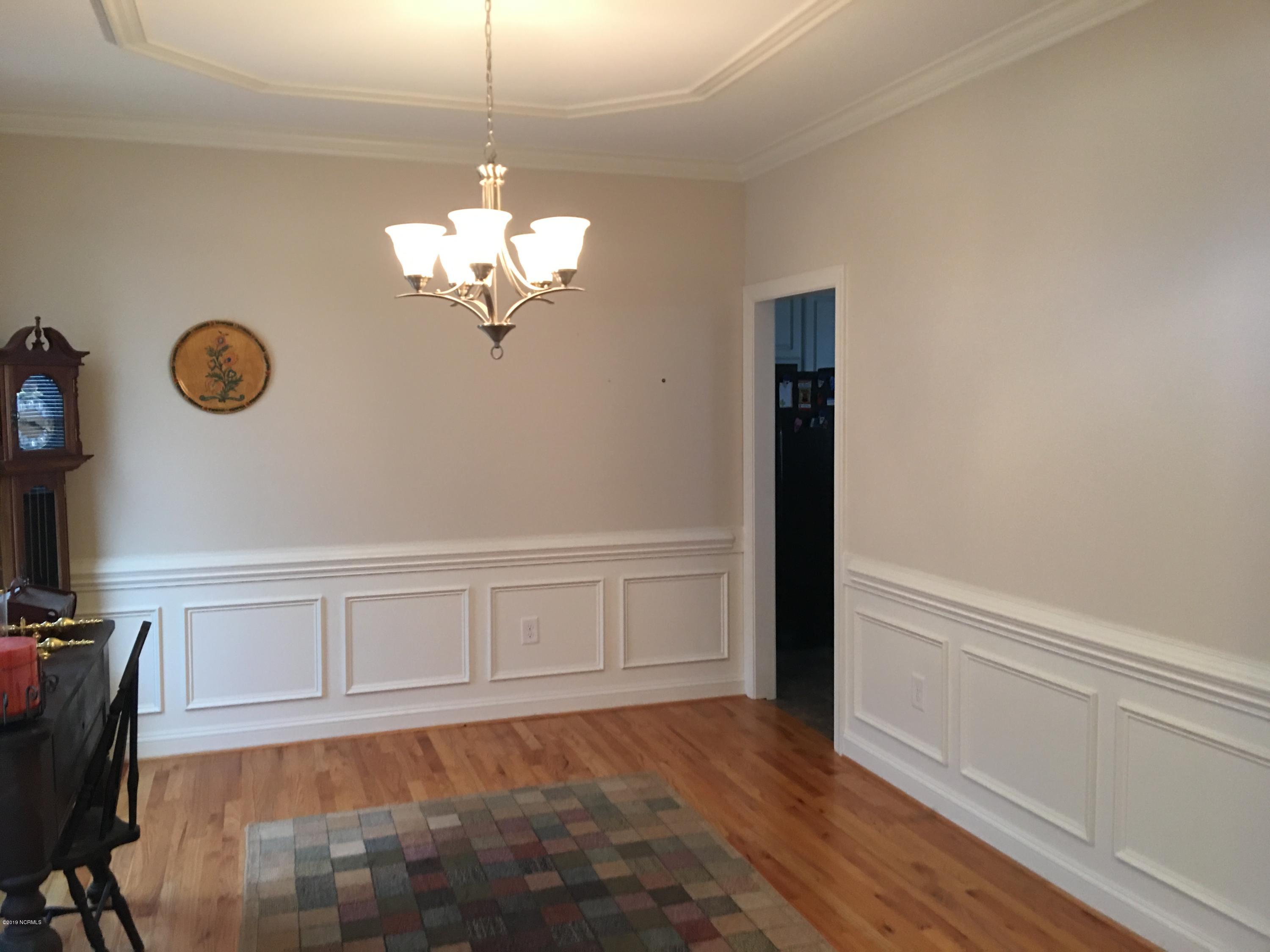 5953 Countryside Road Wilson, NC 27896 - Photo 8 of 39 FORMAL DINING ROOM