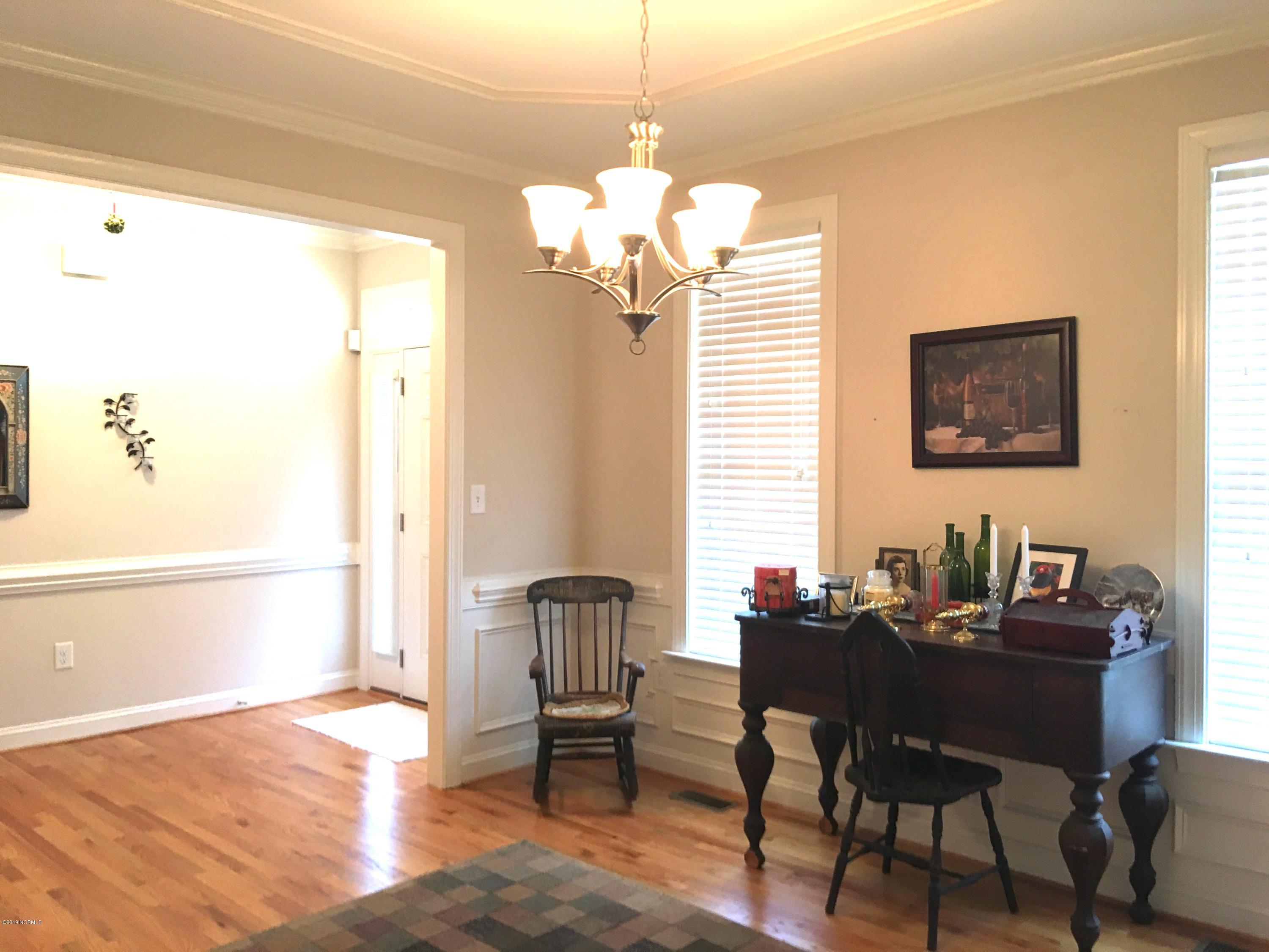 5953 Countryside Road Wilson, NC 27896 - Photo 9 of 39 FORMAL DINING ROOM