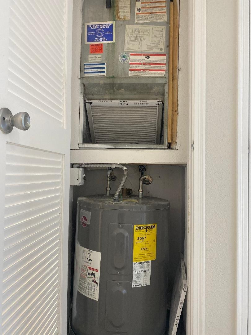 755 Riverside Drive, Unit 1337 Coral Springs, FL 33071 - Photo 32 of 37 a view of washer and dryer