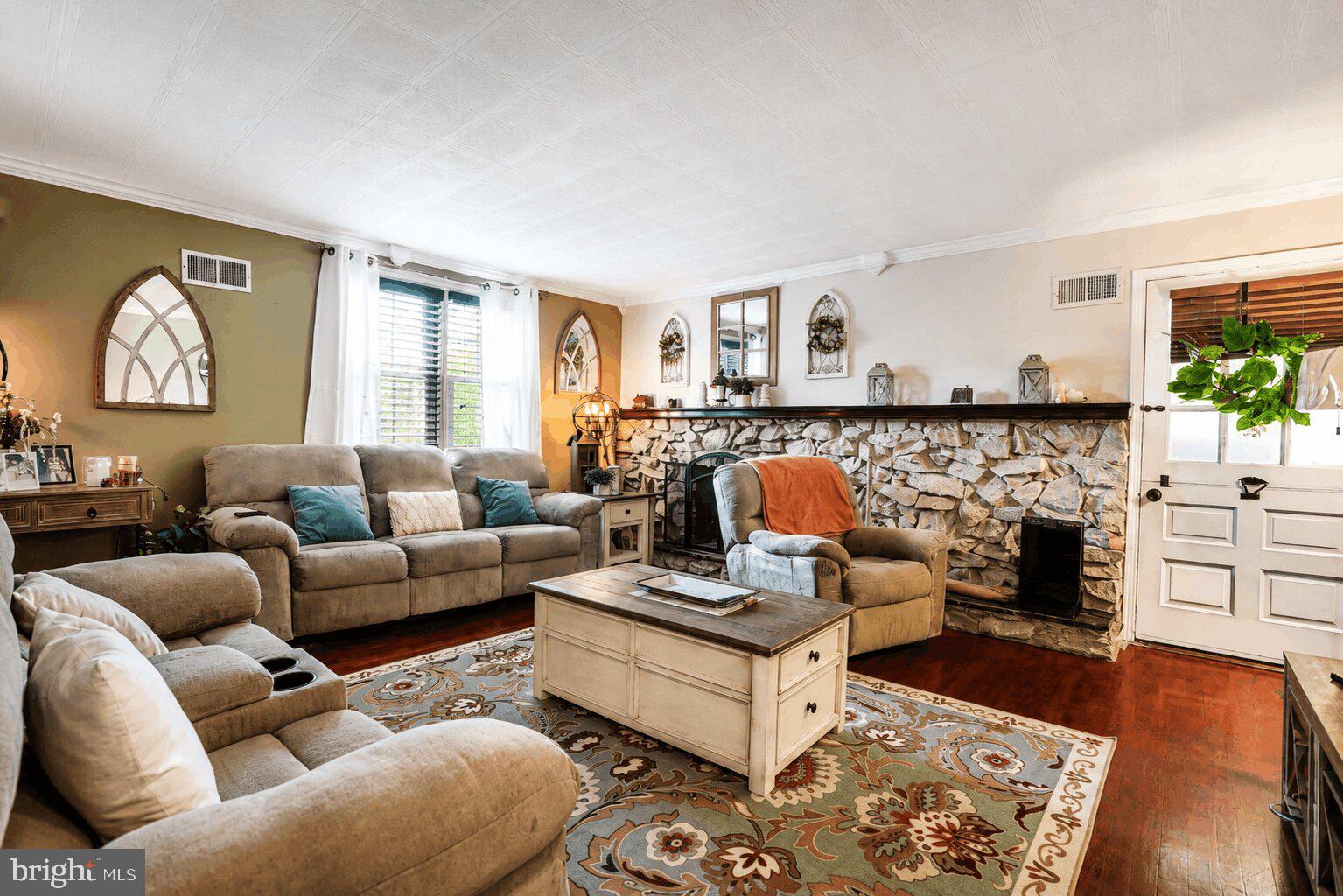 5357 Lake Road Newfield, NJ 08344 - Photo 6 of 44 Gallery Image 6