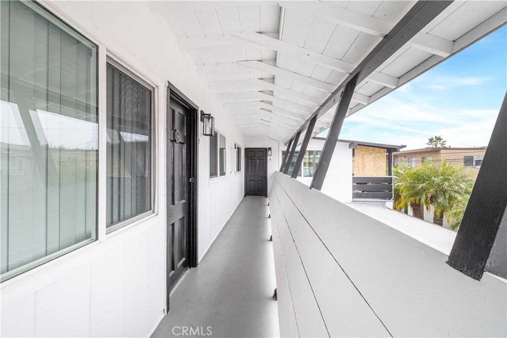 320 7th Street Seal Beach, CA 90740 - Photo 6 of 7 a view interior of the house