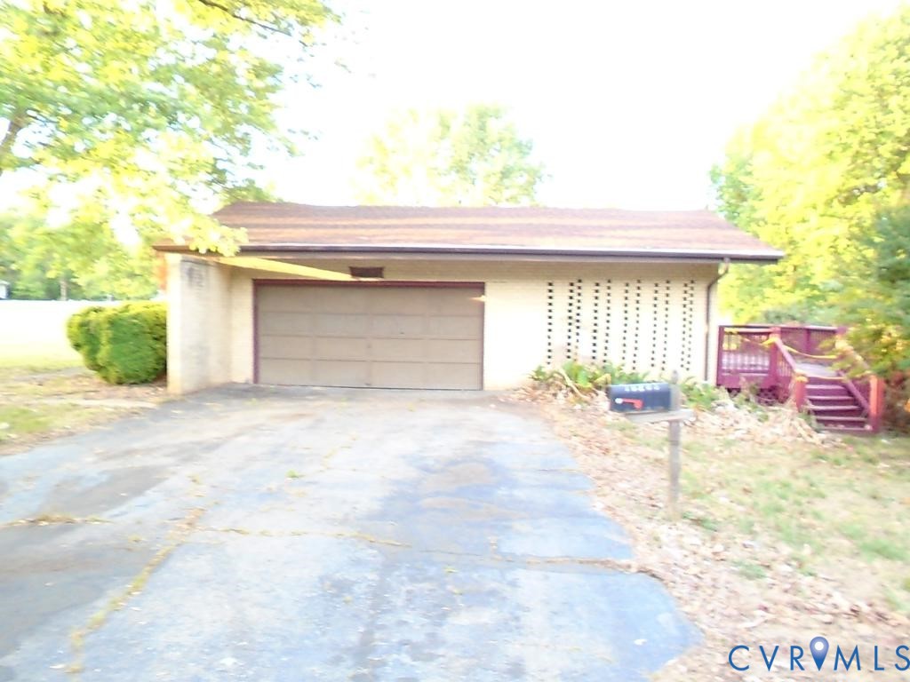 16203 West Patrick Henry Road Montpelier, VA 23192 - Photo 2 of 23 Image quality insufficient for description