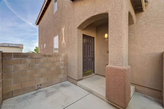 $1,995 | 10610 South Blue Larkspur Court, Las Vegas, NV 89141