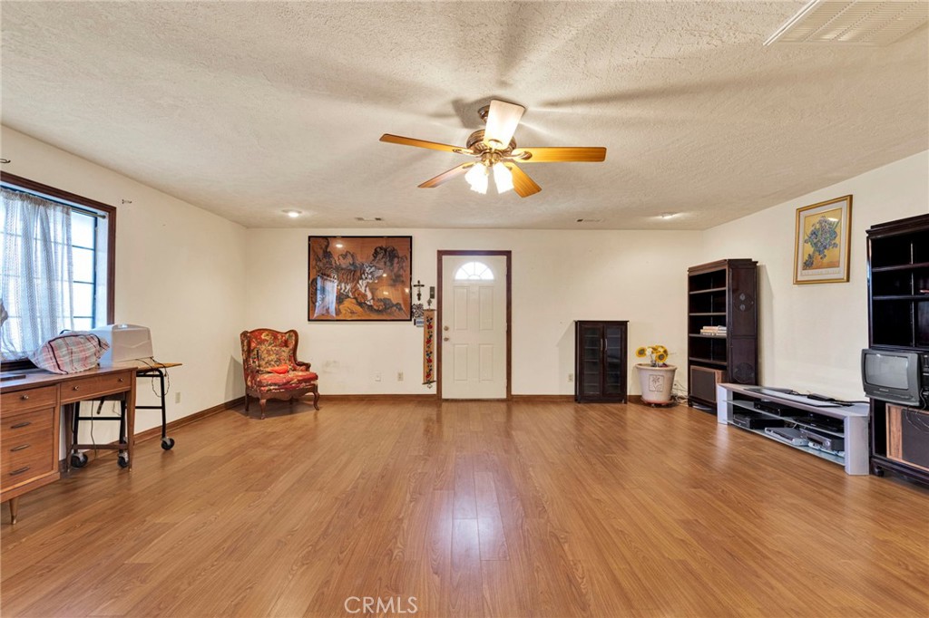 19025 Munsee Road Apple Valley, CA 92307 - Photo 22 of 55 Gallery Image 22