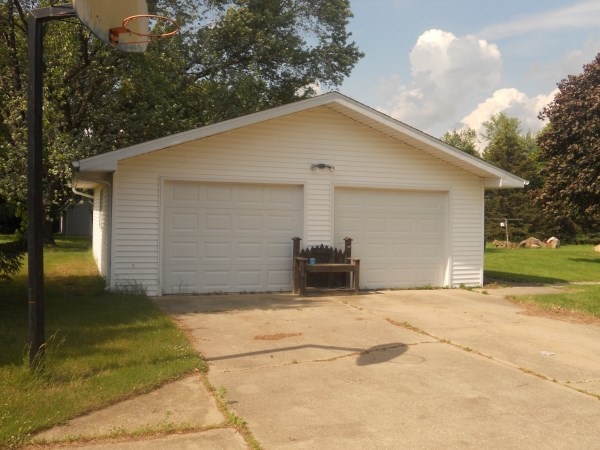 9120 Ormes Road Vassar, MI 48768 - Photo 14 of 16