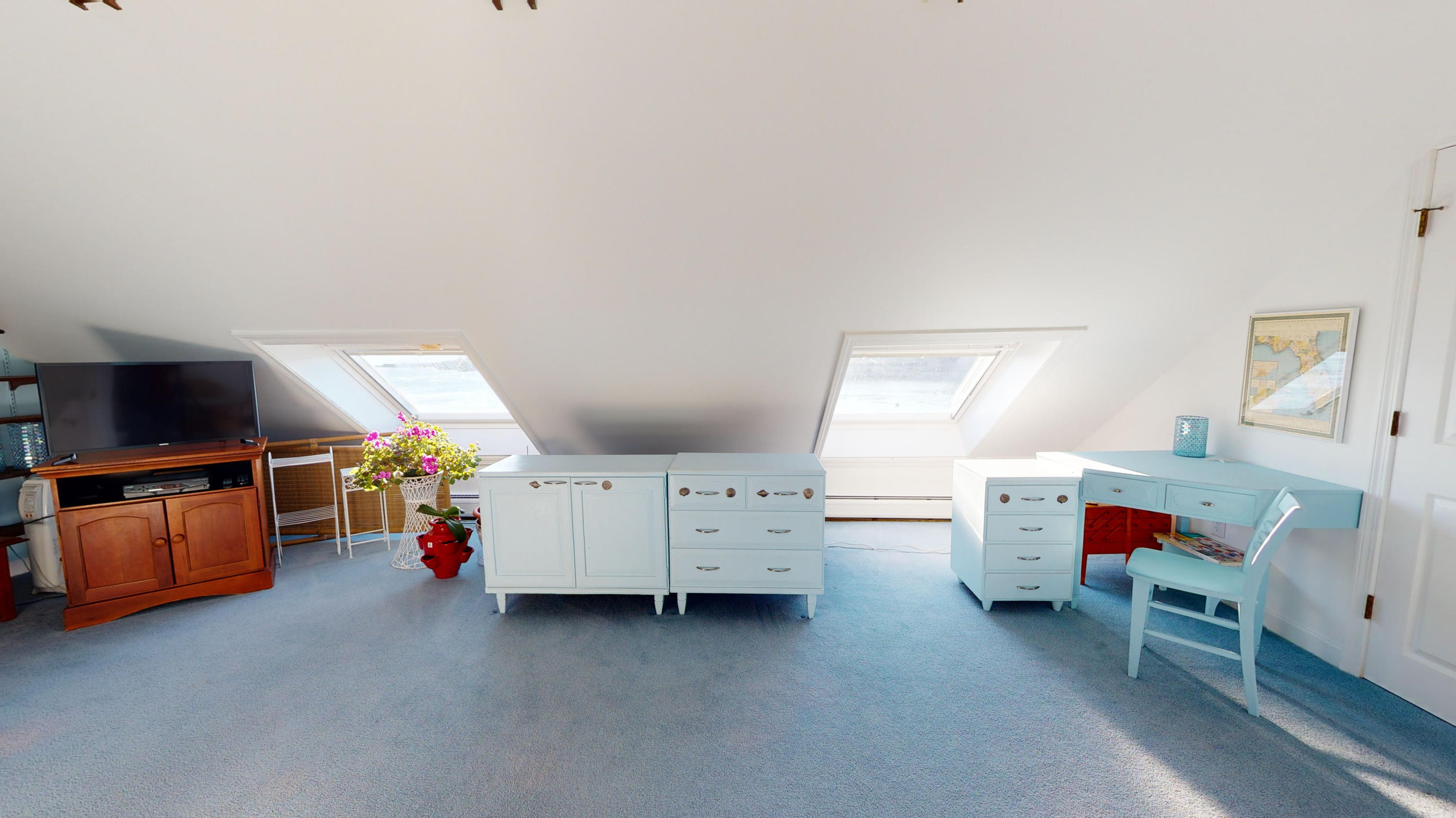 14 Stage Neck Road, Unit 3 York, ME 03909 - Photo 29 of 32 Third floor space