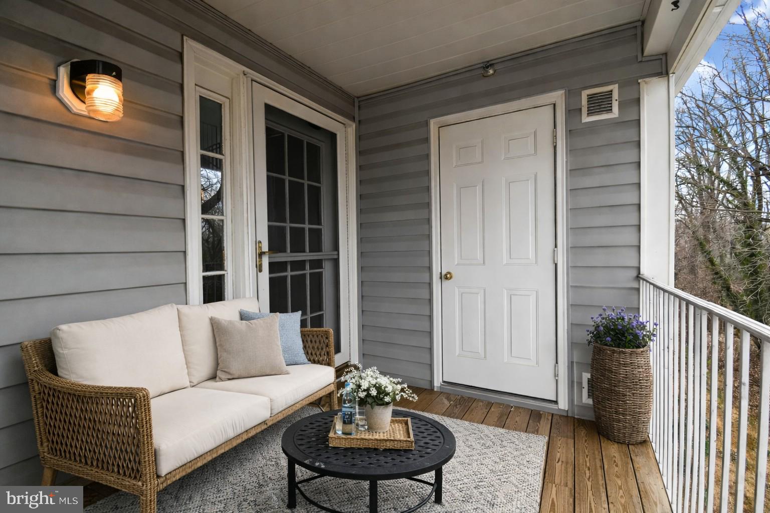 2058 Quaker Way, Unit 12 Annapolis, MD 21401 - Photo 26 of 27 a building outdoor space with patio furniture