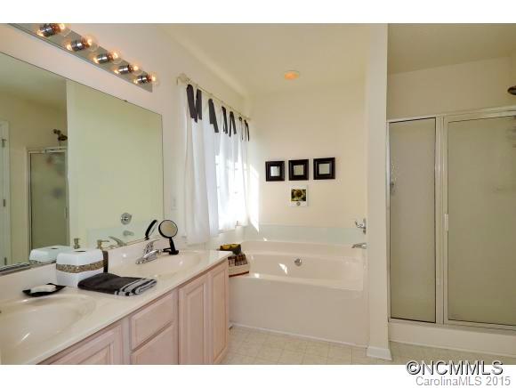 252 Wildbriar Road Fletcher, NC 28732 - Photo 11 of 14