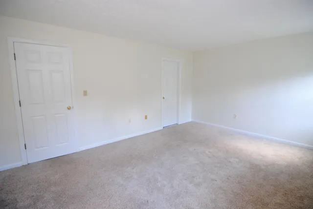 $2,975 | 37 Cadogan Way, Nashua, NH 03062