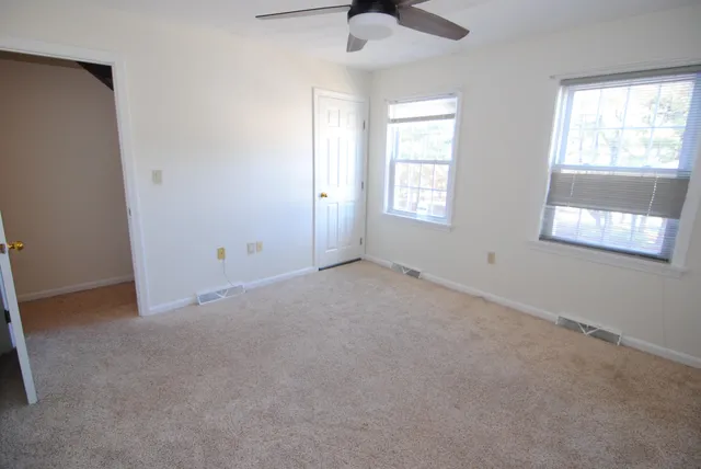 $2,975 | 37 Cadogan Way, Nashua, NH 03062