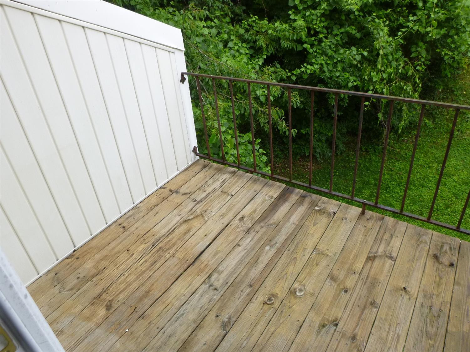 701 Ridgeview Drive Frankfort, KY 40601 - Photo 8 of 12 Listing Photo