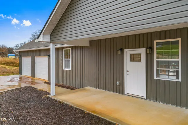 $429,000 | 241 Stewart Hills Drive, Rogersville, TN 37857